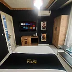 Отель Royal Kumkapi 3*