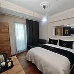 Royal Kumkapi Hotel