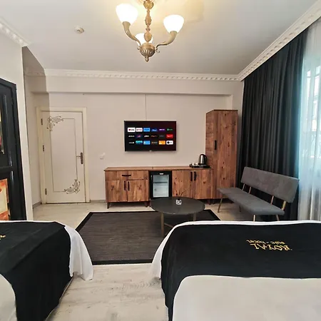 Royal Kumkapi Hotel 3*