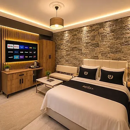 Royal Kumkapi Hotel 3*