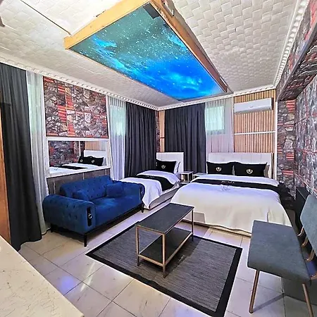Royal Kumkapi Hotel 3*