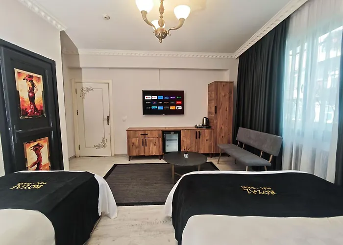 Royal Kumkapi Hotel 3*