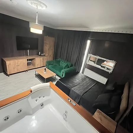 Royal Kumkapi Hotel 3*