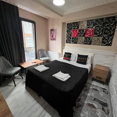 Royal Kumkapi Hotel 3*